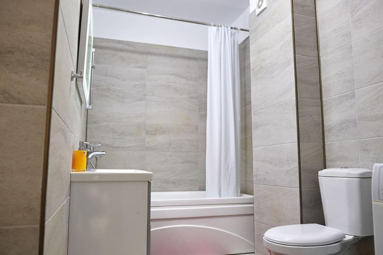 Blue Apartment In Spa N Pool Beach Resort Năvodari Exterior foto