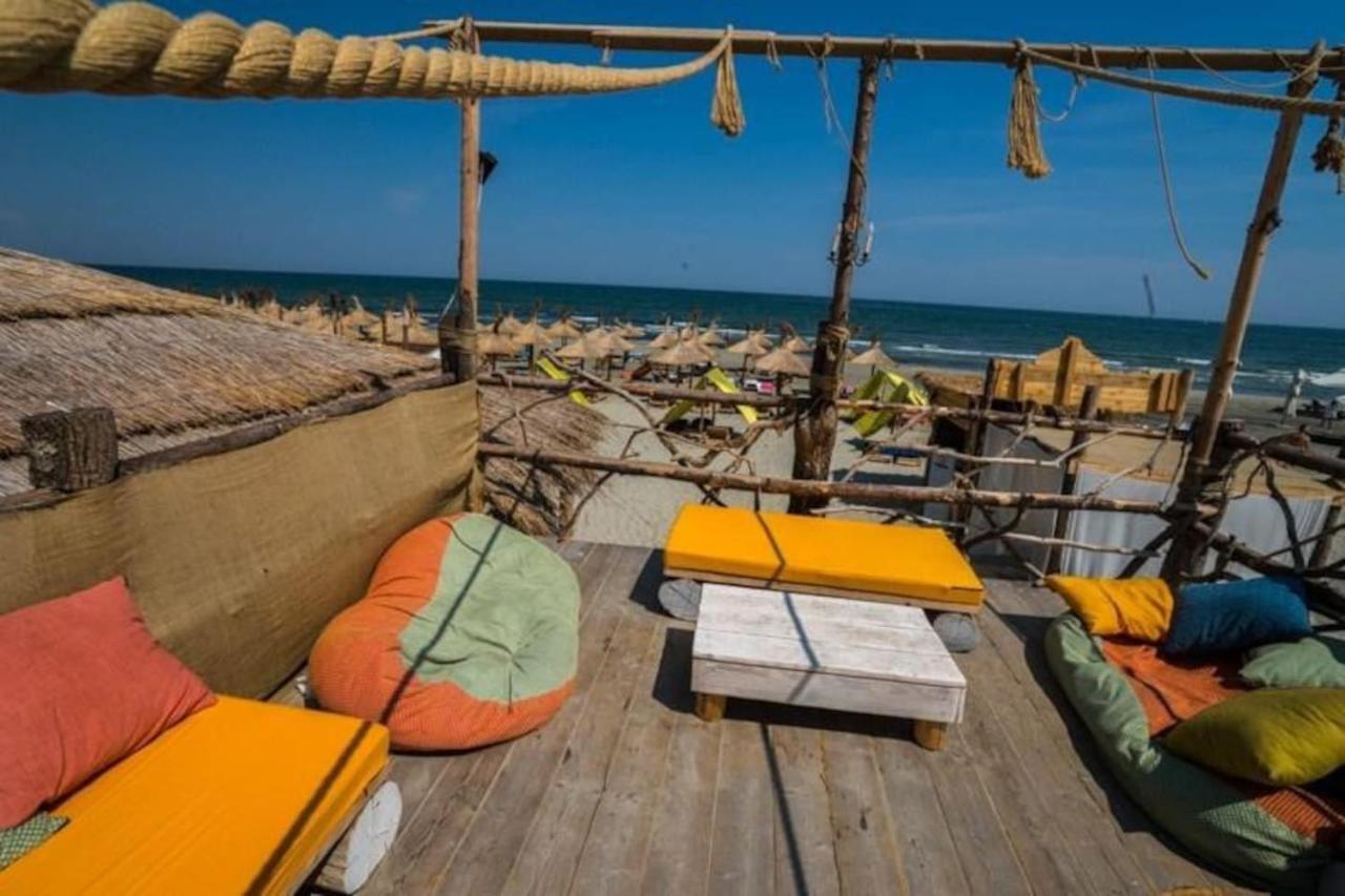 Blue Apartment In Spa N Pool Beach Resort Năvodari Exterior foto